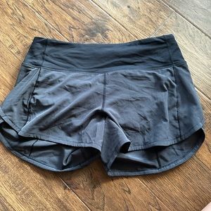 Lululemon Speed Up Mid Rise 4”
